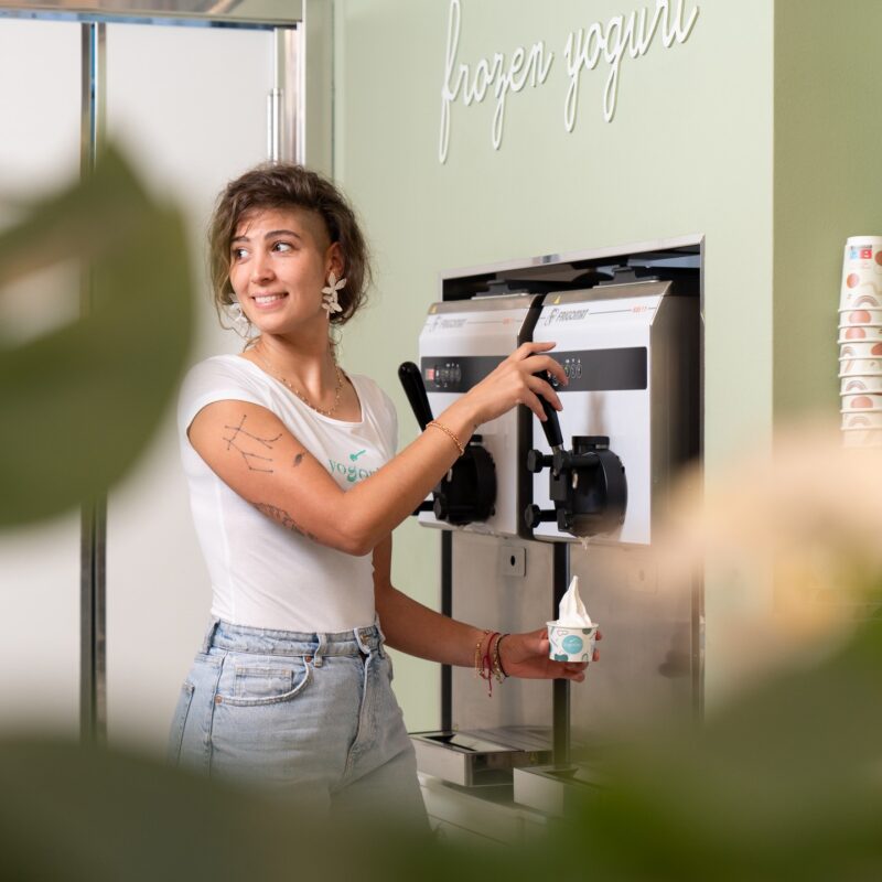 yogorino-frozen-yogurt-096